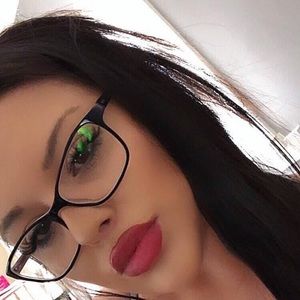 Meet your Posher, Tamara